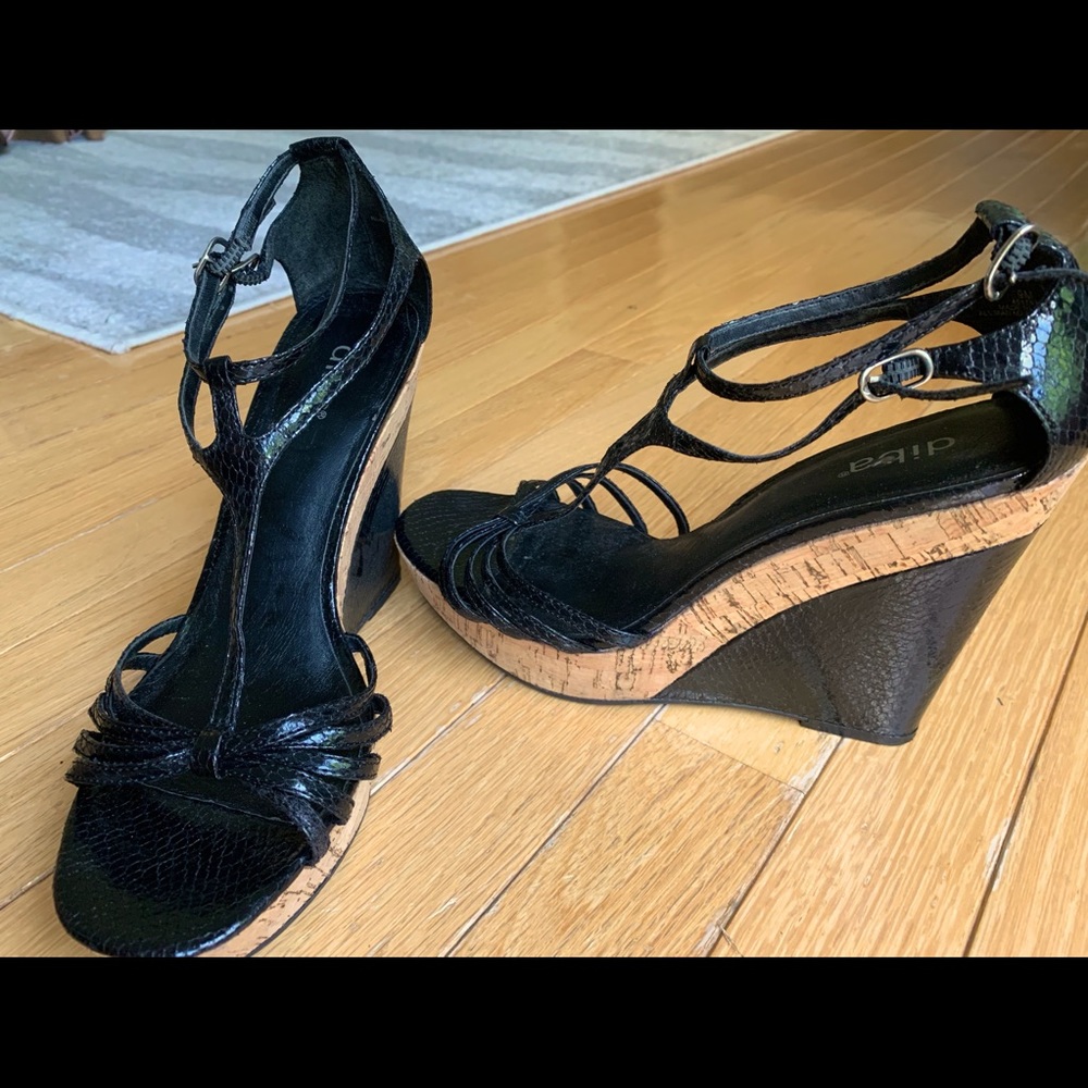 Wedges - Diba